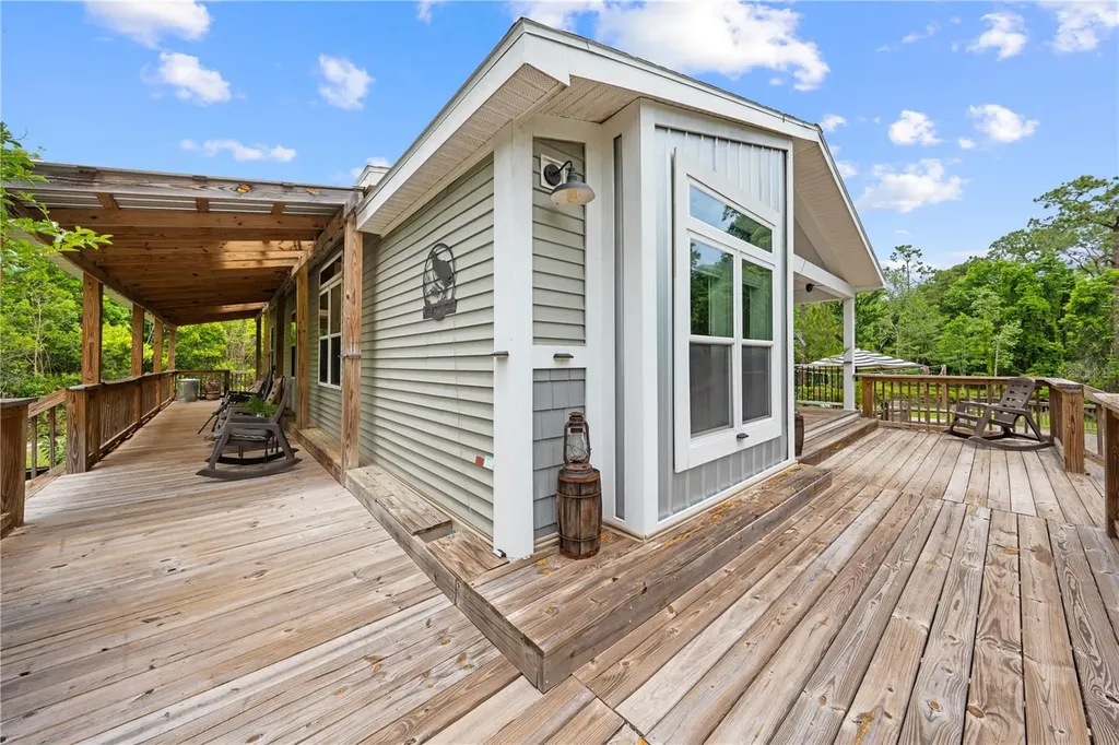5585 Palm Avenue Okeechobee FL 34972