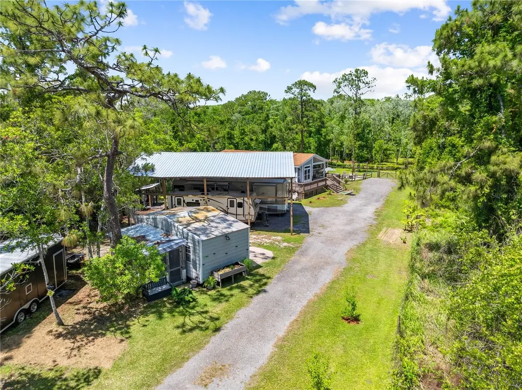 5585 Palm Avenue Okeechobee FL 34972
