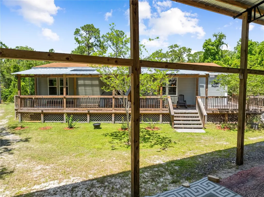 5585 Palm Avenue Okeechobee FL 34972