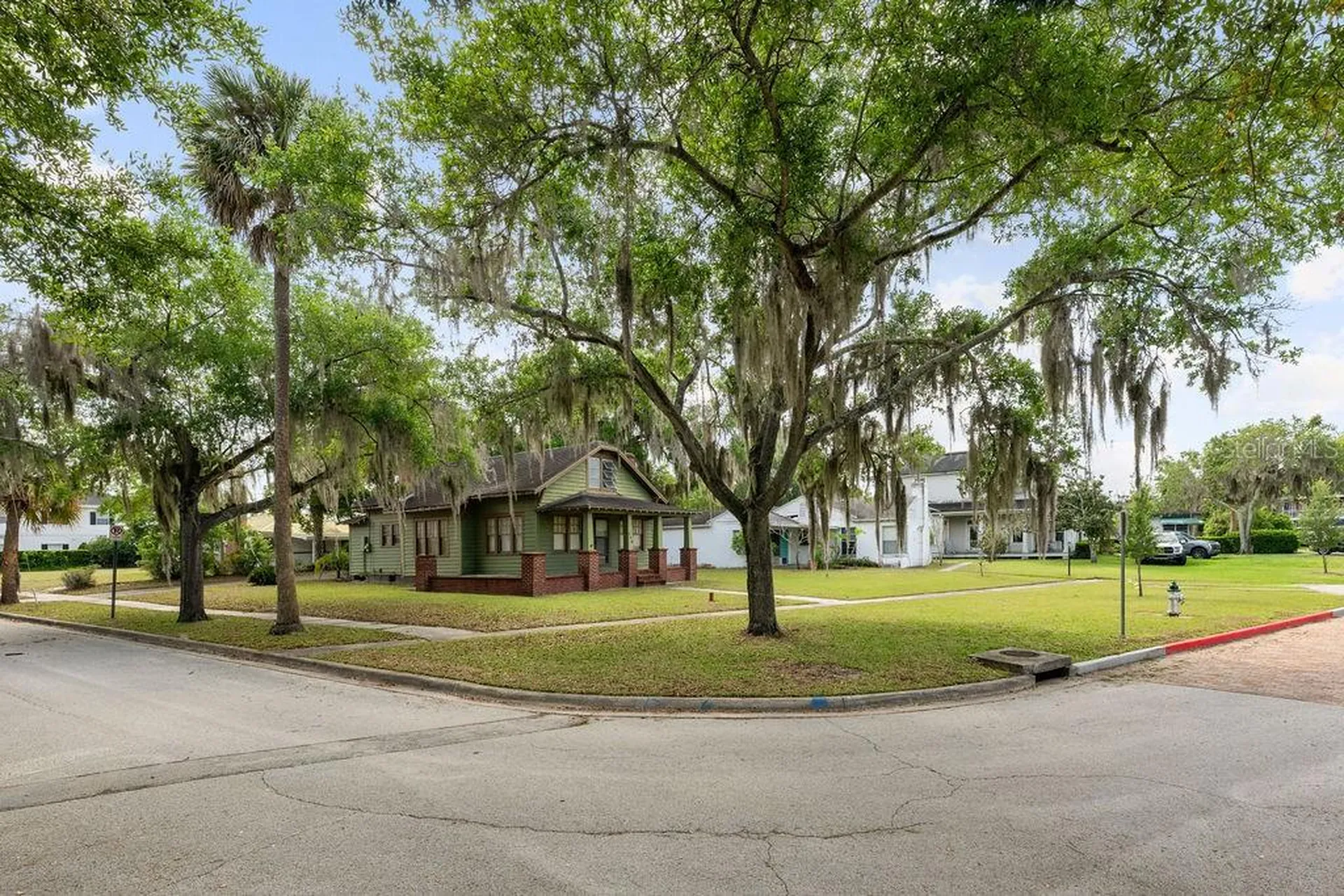 1298 Beachview Avenue Winter Park FL 32789
