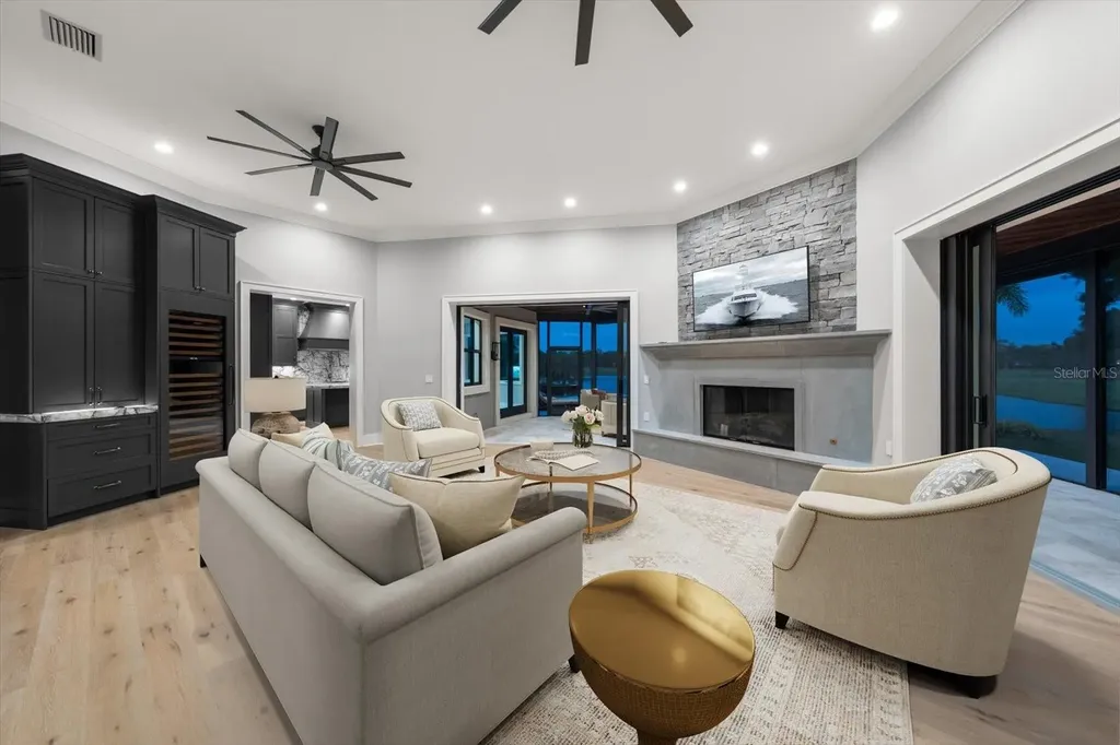 19 Hibiscus Road Belleair FL 33756
