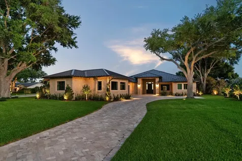 19 Hibiscus Road Belleair FL 33756