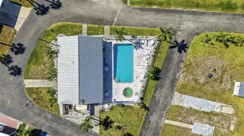7500 Park Pointe Drive Englewood FL 34224