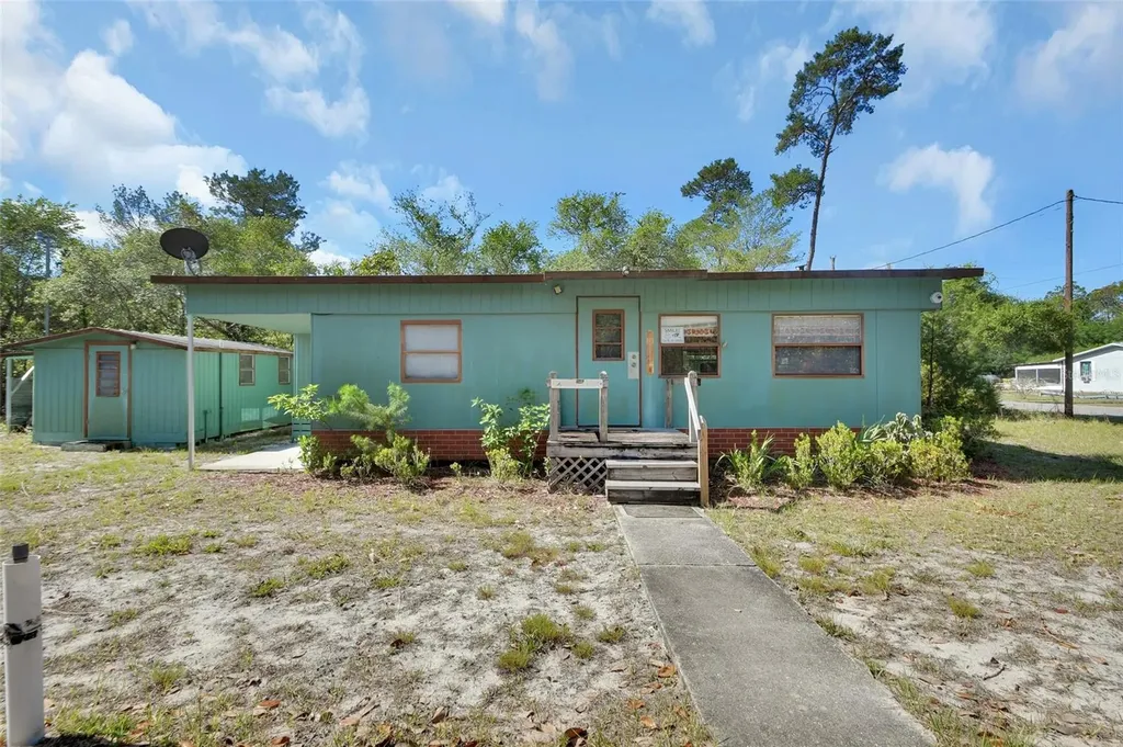 45742 Ohio Street Paisley FL 32767