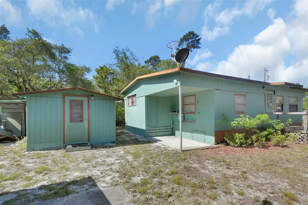 45742 Ohio Street Paisley FL 32767