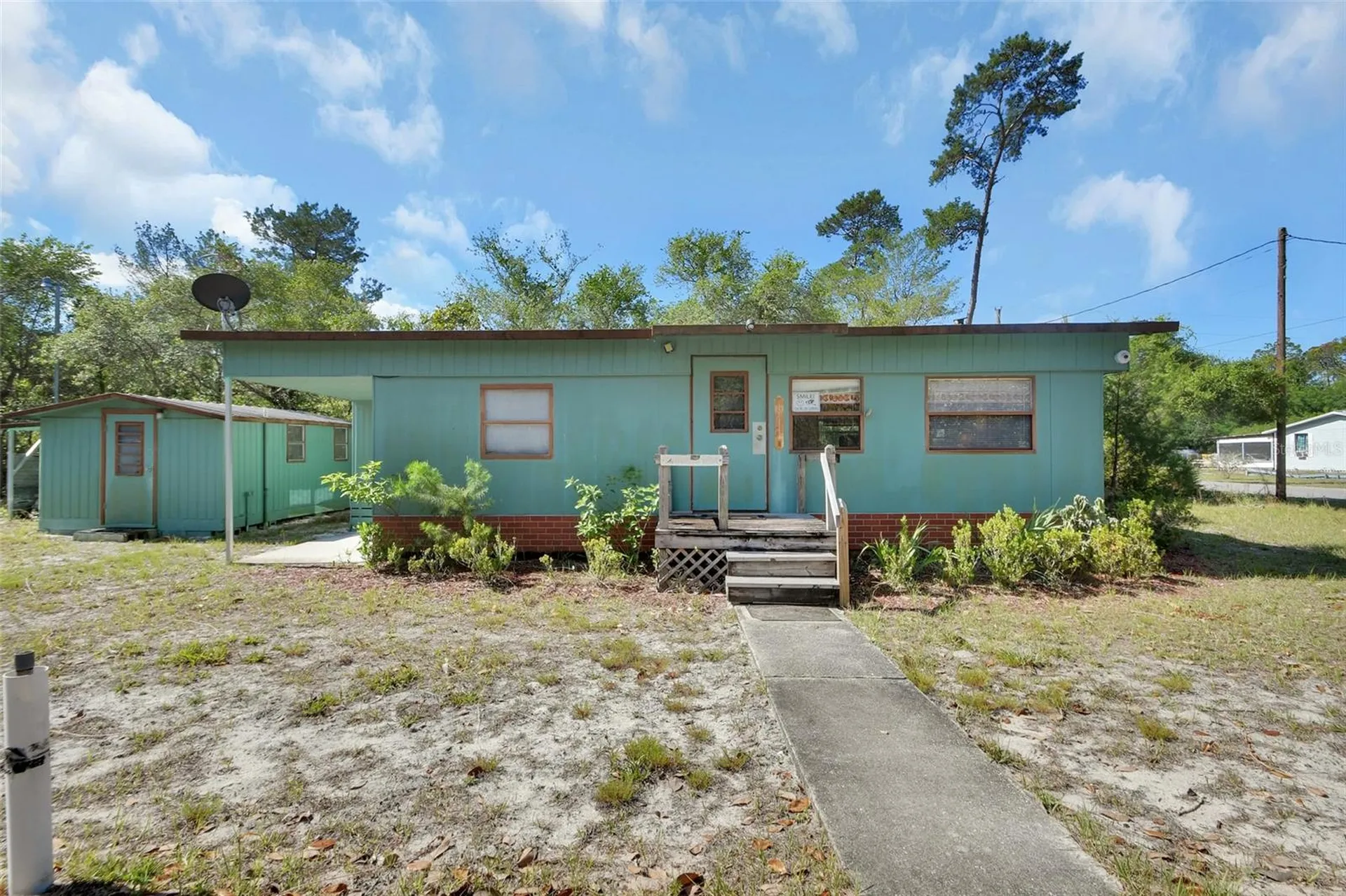45742 Ohio Street Paisley FL 32767