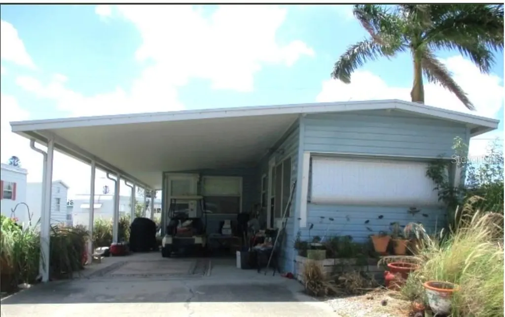 10315 W 5th Street Bradenton FL 34210