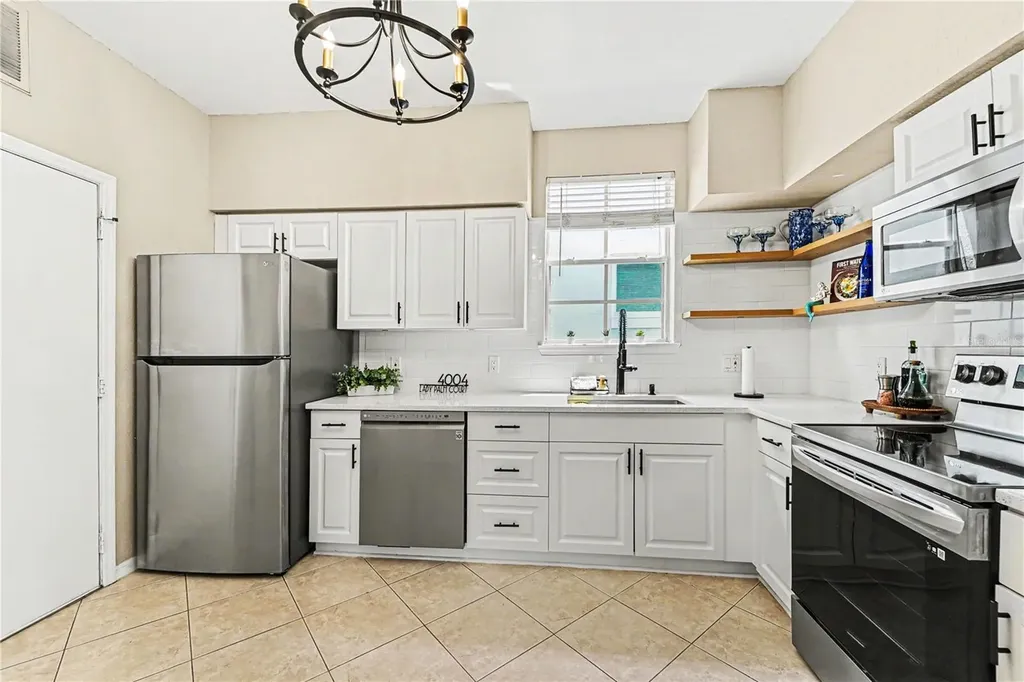 4004 Lady Palm Court Tampa FL 33624