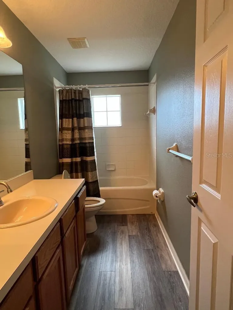712 Reading Terrace Deltona FL 32725