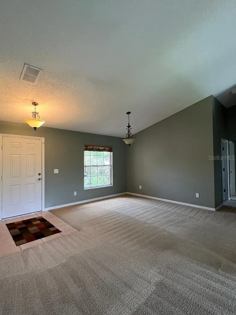 712 Reading Terrace Deltona FL 32725