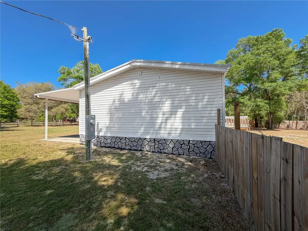 9590 NE 78th Lane Bronson FL 32621