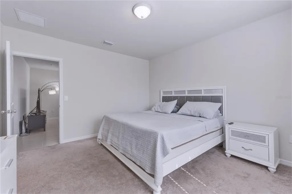 3535 Weaver Way Davenport FL 33837