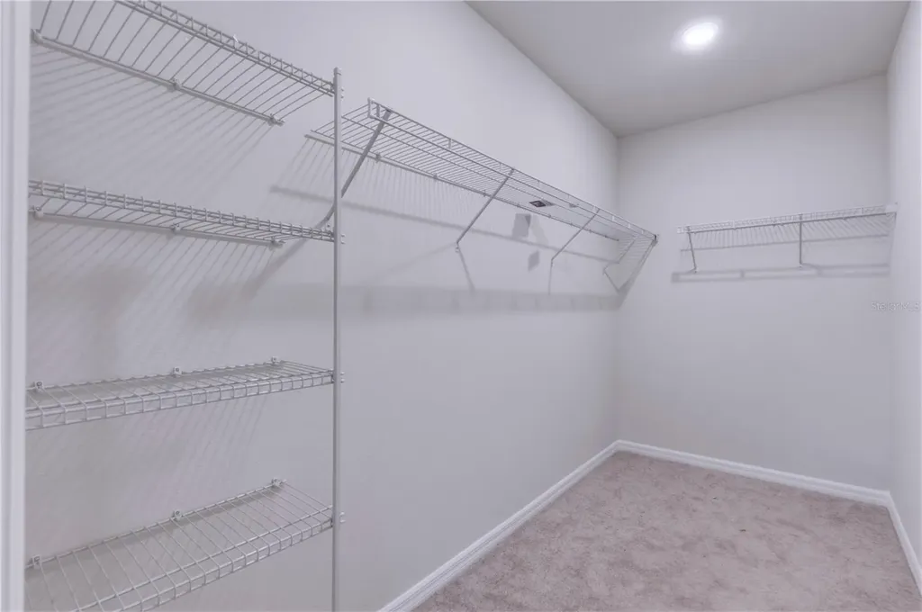 3535 Weaver Way Davenport FL 33837