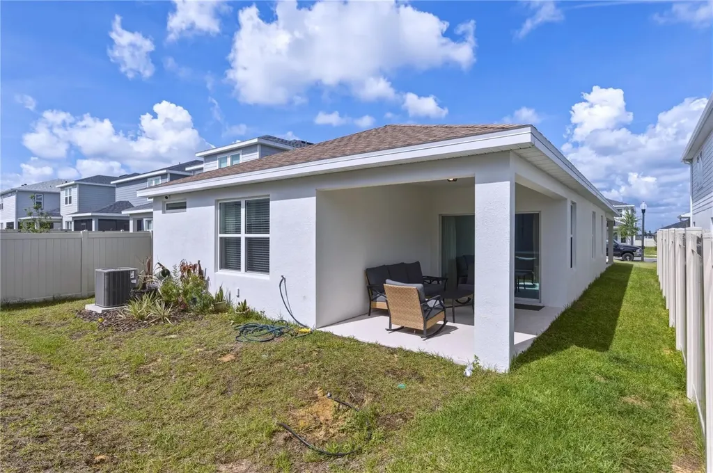 3535 Weaver Way Davenport FL 33837