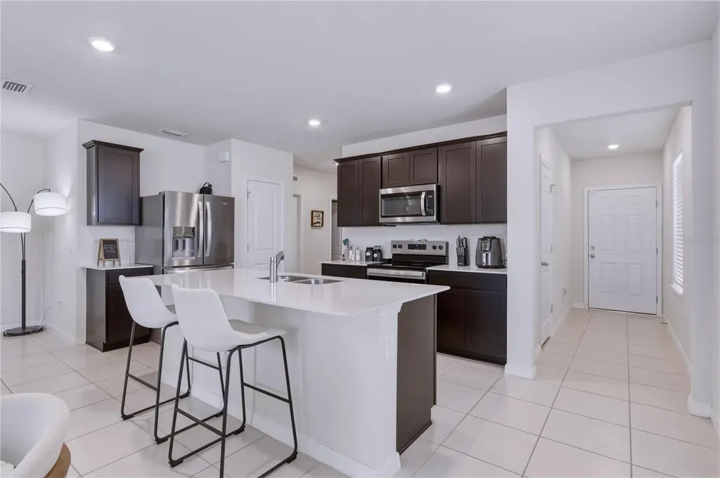 3535 Weaver Way Davenport FL 33837