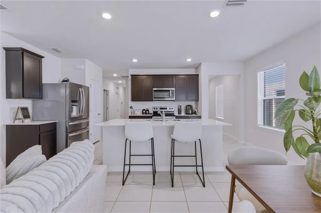 3535 Weaver Way Davenport FL 33837