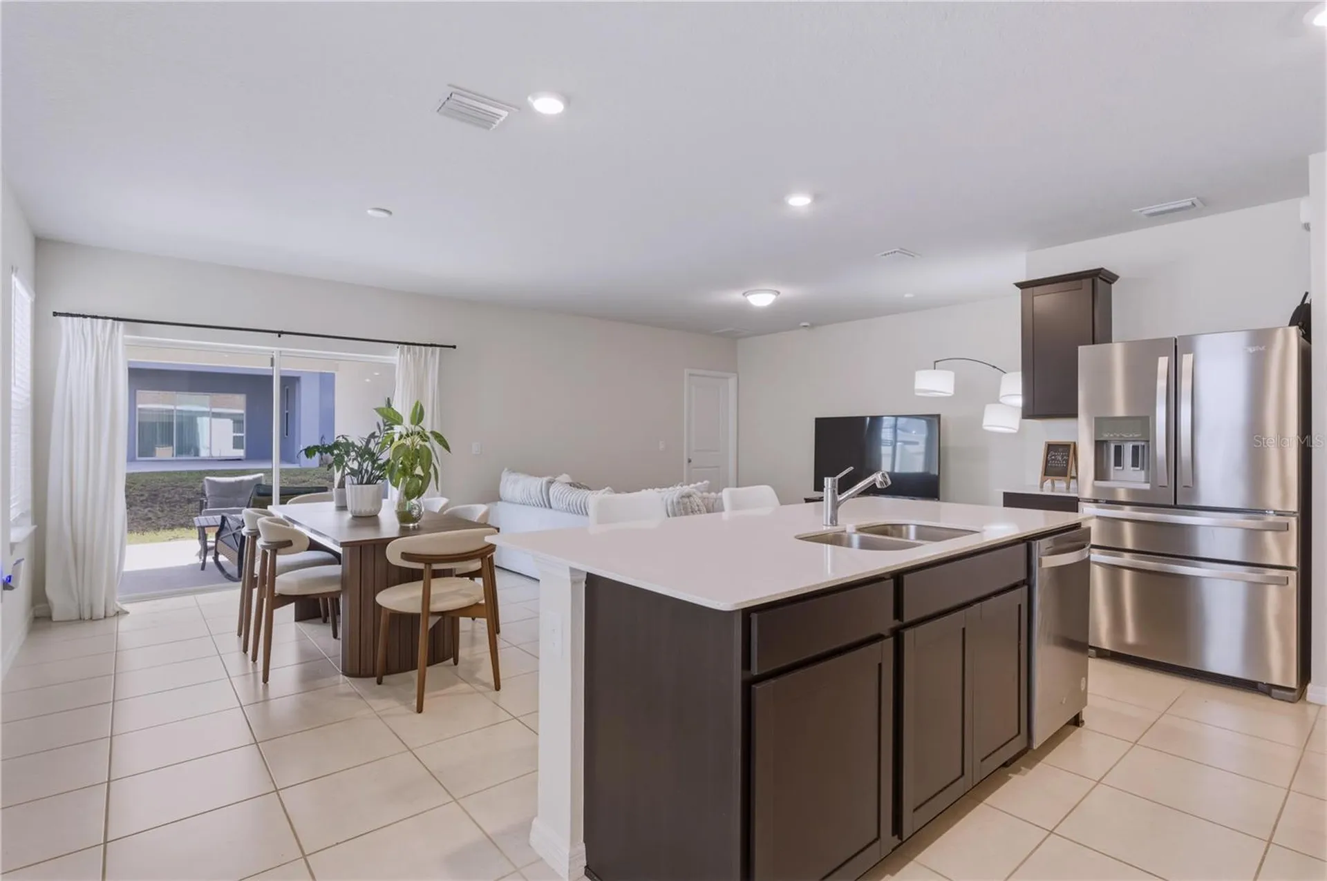 3535 Weaver Way Davenport FL 33837