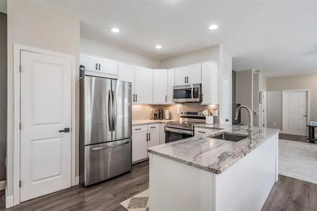9048 Moonlit Meadows Loop Riverview FL 33578