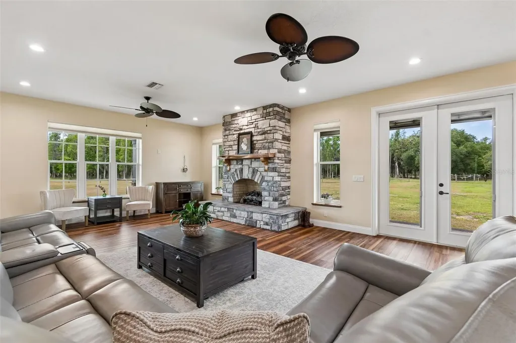 41451 Nipper Road Zephyrhills FL 33540