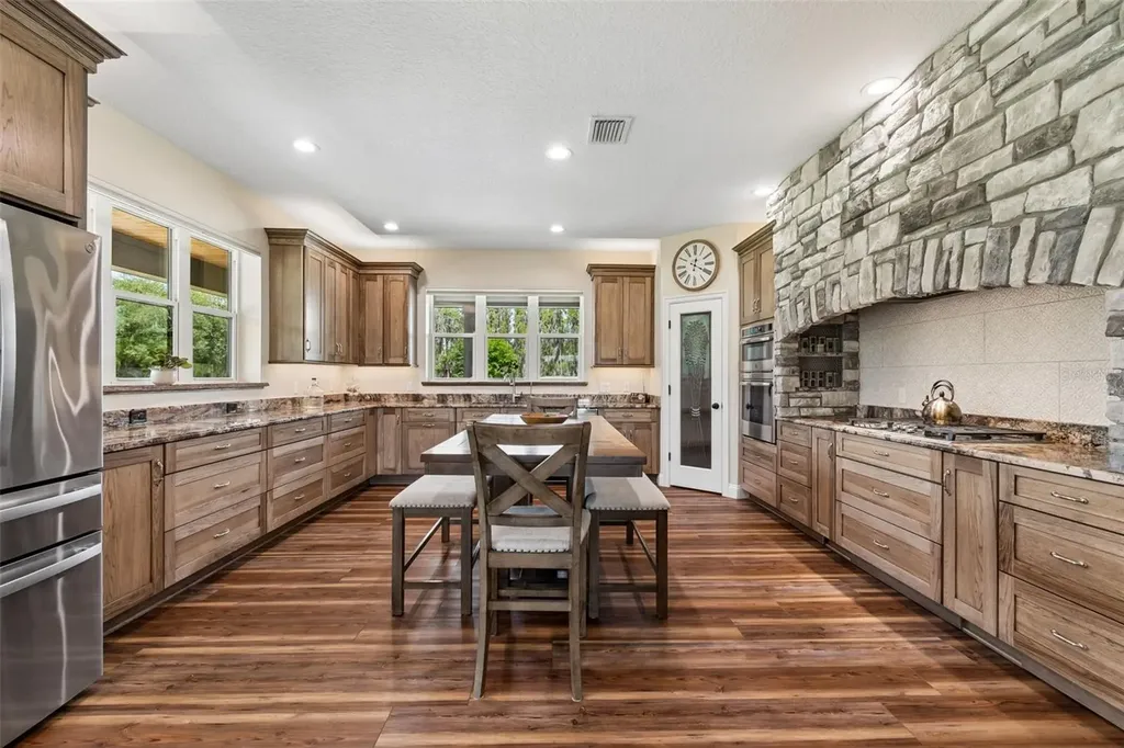 41451 Nipper Road Zephyrhills FL 33540