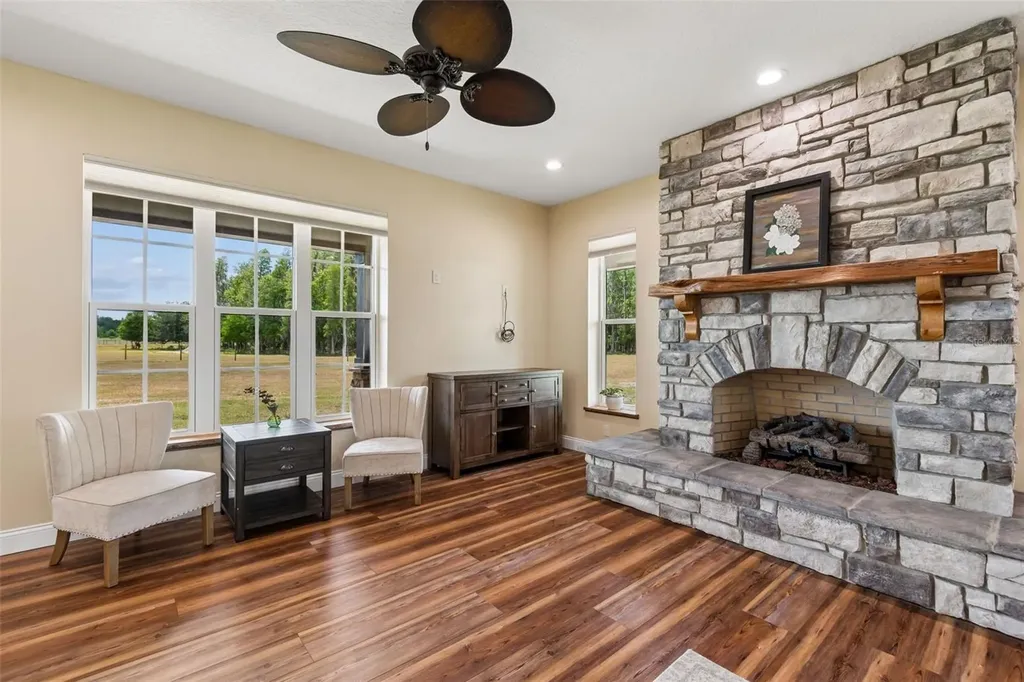 41451 Nipper Road Zephyrhills FL 33540