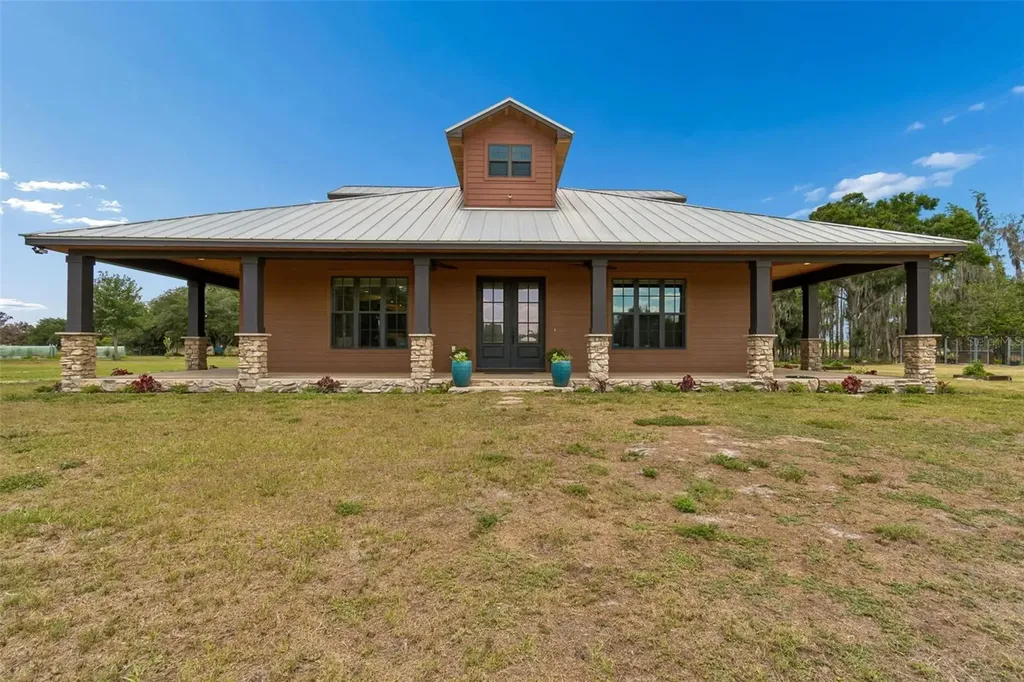 41451 Nipper Road Zephyrhills FL 33540