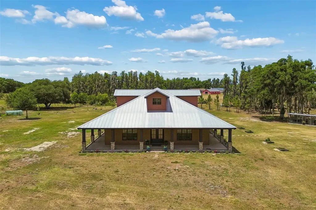 41451 Nipper Road Zephyrhills FL 33540