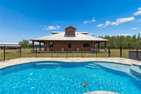 41451 Nipper Road Zephyrhills FL 33540