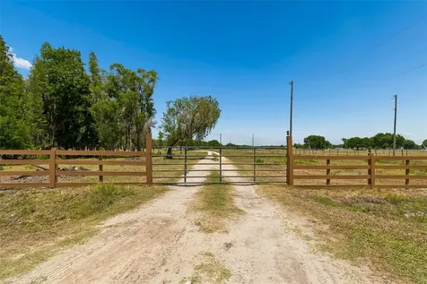 41451 Nipper Road Zephyrhills FL 33540