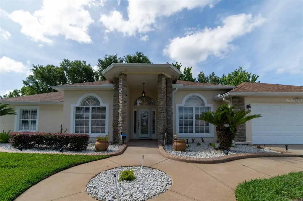13724 Calle De Ora Court Clermont FL 34711