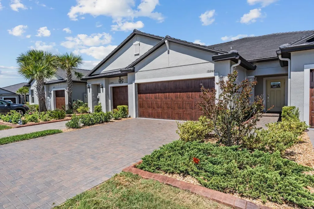 10246 Echo Dock Loop San Antonio FL 33576