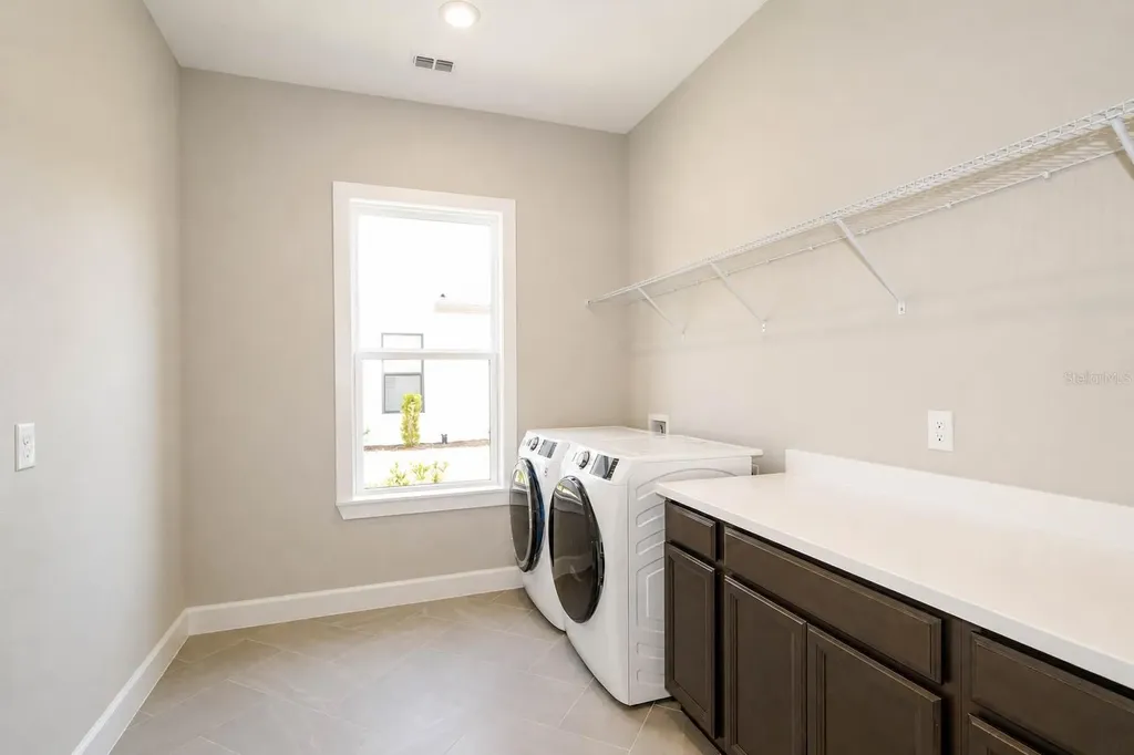 4866 Freccia Loop Wesley Chapel FL 33543