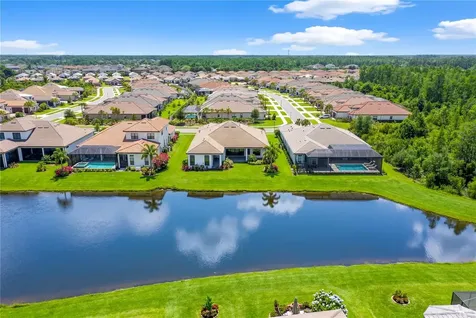 4866 Freccia Loop Wesley Chapel FL 33543