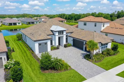 4866 Freccia Loop Wesley Chapel FL 33543