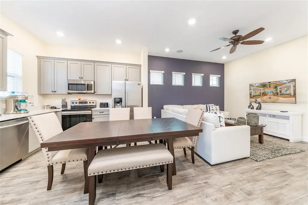 8056 Lost Shaker Lane Kissimmee FL 34747