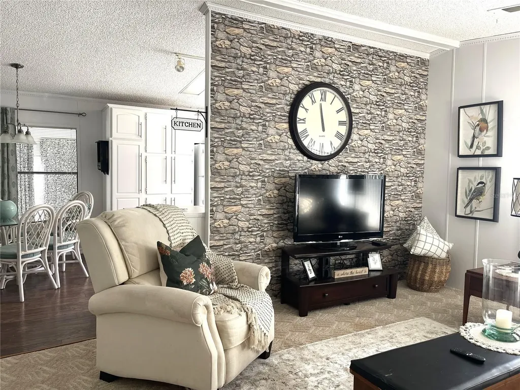 312 S Timber Trail Wildwood FL 34785