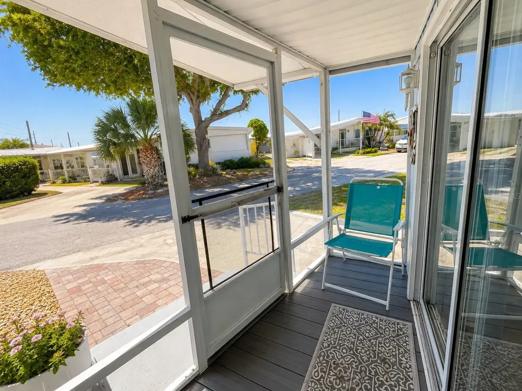 6623 Washington Street Bradenton FL 34207