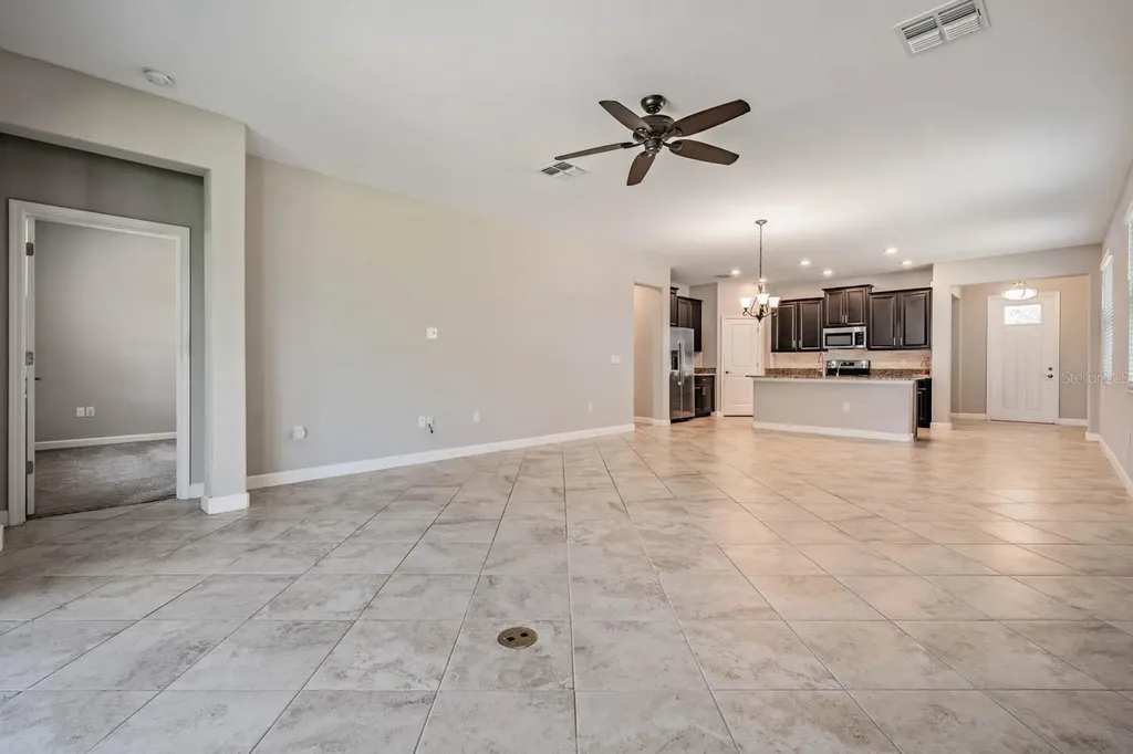 31427 Cannon Rush Drive San Antonio FL 33576