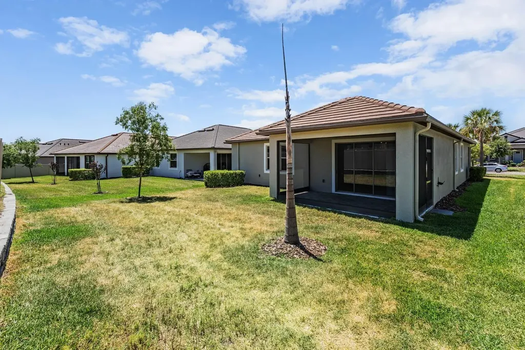 31427 Cannon Rush Drive San Antonio FL 33576