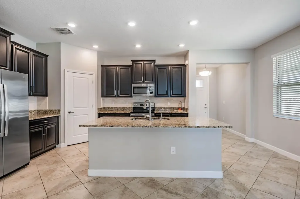 31427 Cannon Rush Drive San Antonio FL 33576