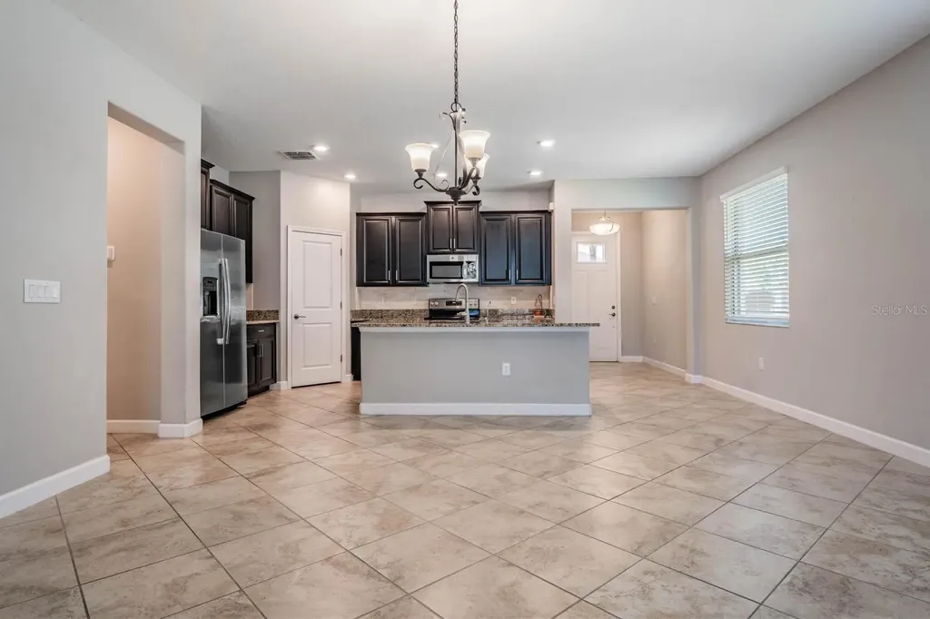 31427 Cannon Rush Drive San Antonio FL 33576