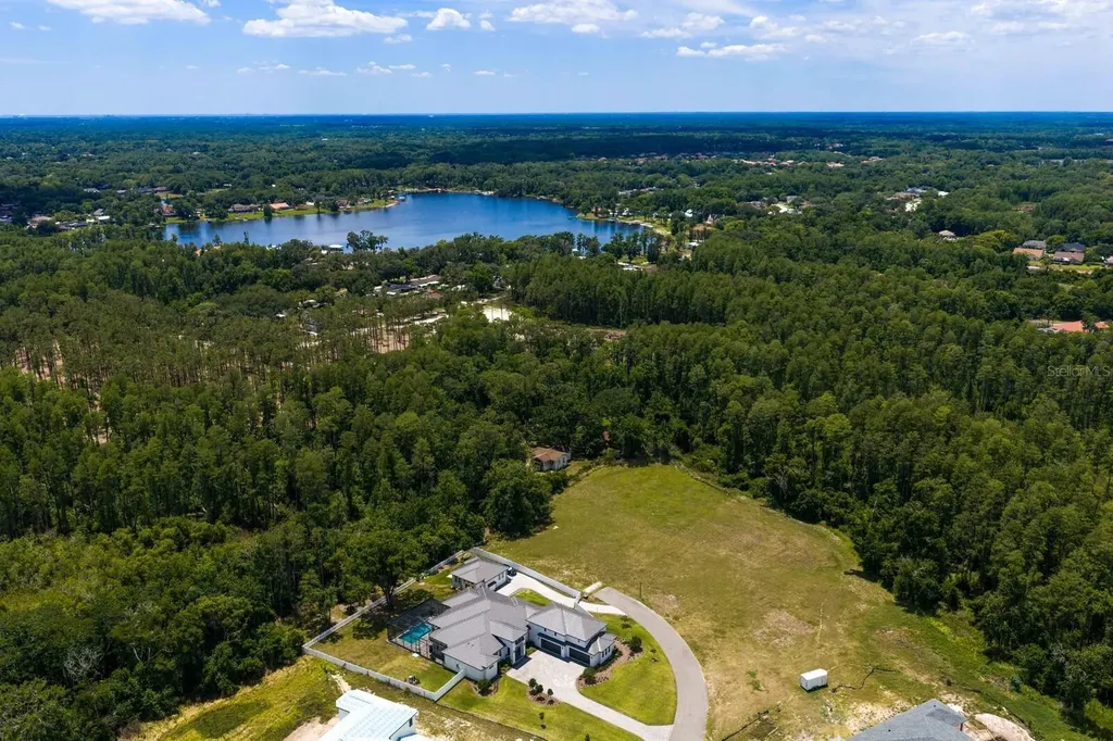 297 Magnolia Acres Court Lutz FL 33548