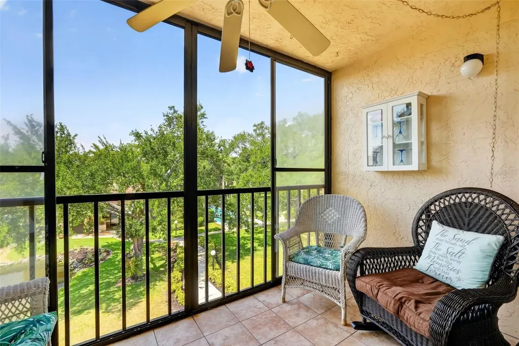 505 30th Avenue W Bradenton FL 34205