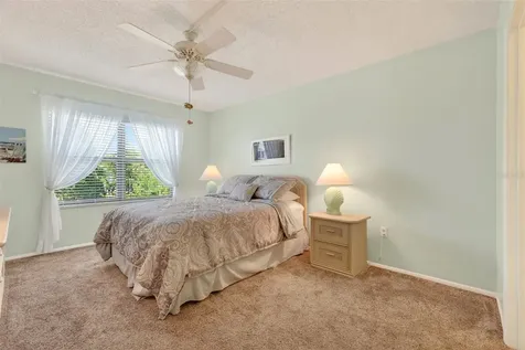505 30th Avenue W Bradenton FL 34205