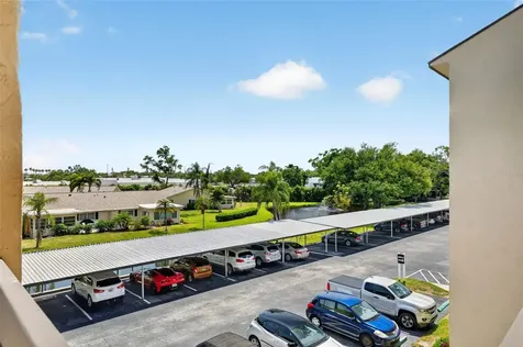 505 30th Avenue W Bradenton FL 34205