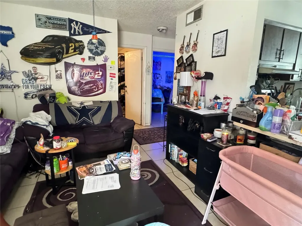 207 E Buchanon Avenue Orlando FL 32809