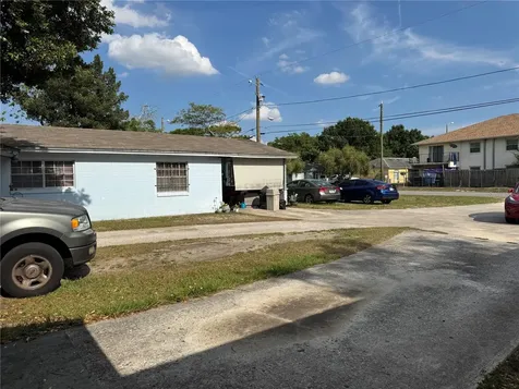 207 E Buchanon Avenue Orlando FL 32809