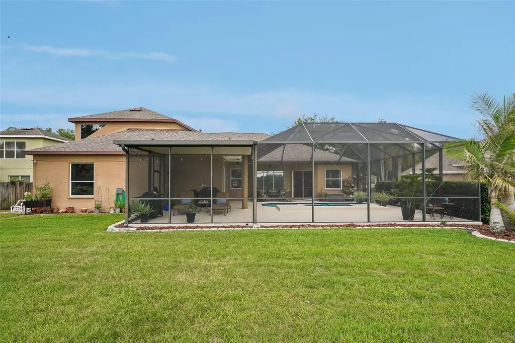 19117 Mandarin Grove Place Tampa FL 33647