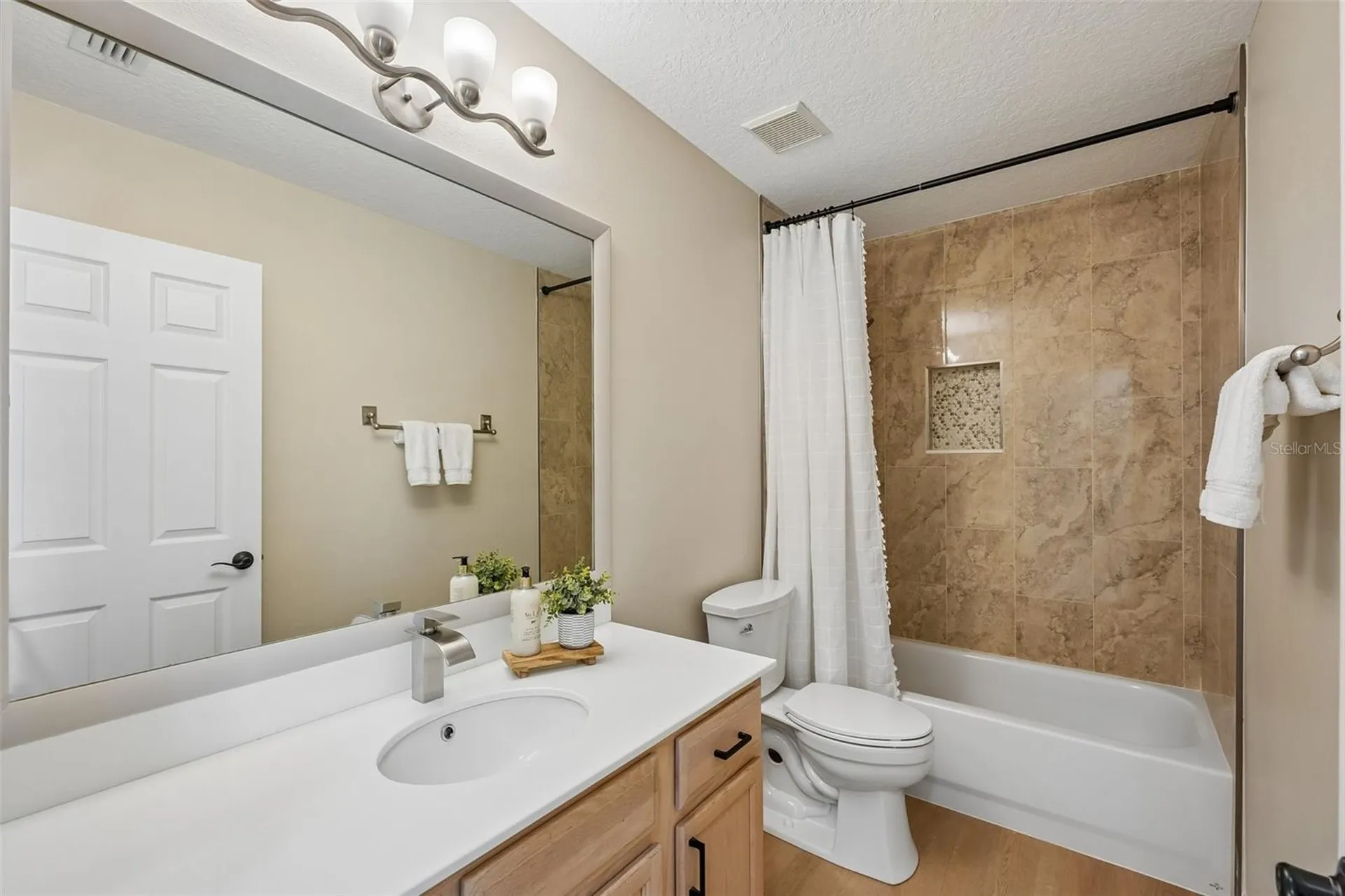 19117 Mandarin Grove Place Tampa FL 33647
