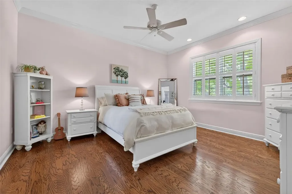 445 Park Avenue Belleair FL 33756